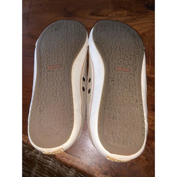 Taos Star Shoes Women's 9 1/2 Tan Brown Canvas Comfort Lace Up Casual Sneakers - Picture 6 of 8